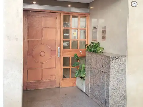 Depto. de 2 Amb. AL CONTRAFRENTE CON BALCON