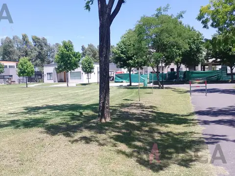 Terreno en Venta de 859,0 m2