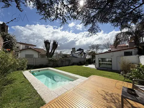 Casa de 4 Ambientes en Los Troncos en Alquiler Temporario