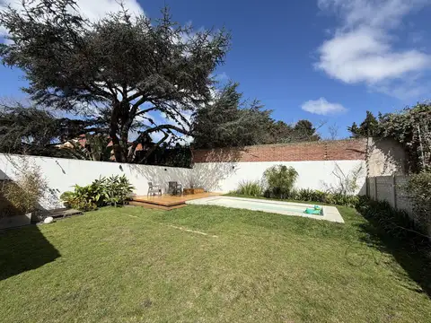 Casa 4 ambientes con 3 baños