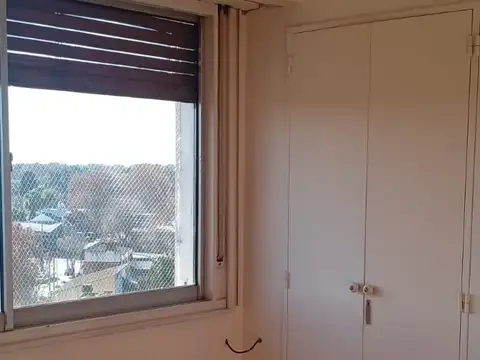 Alquiler de departamento de tres ambientes en Adrogué