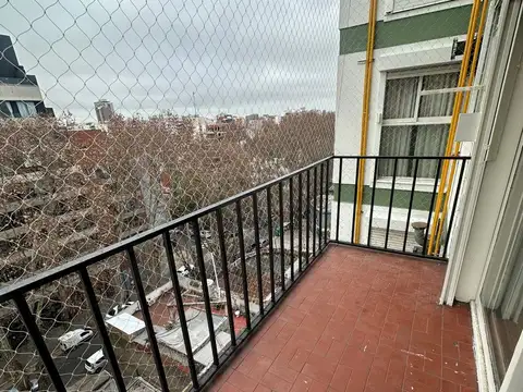 Amenábar 3200, Piso 8