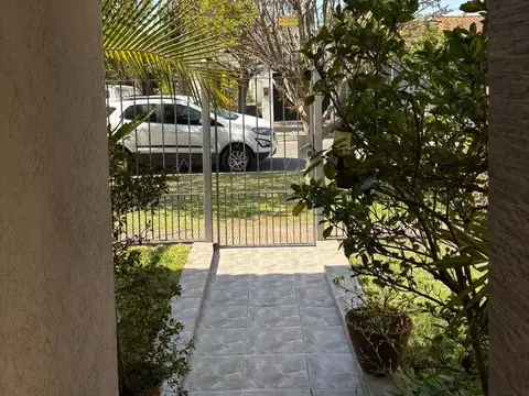 Casa en Venta en Banfield, USD 135.000