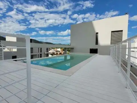 VENTA DEPTO AMOBLADO 1D BALCON COCHERA CARLOS PAZ