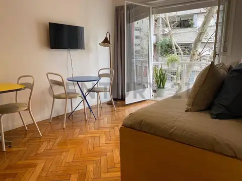 Oportunidad 2 Ambientes "reciclado y amueblado" en Palermo, Botánico