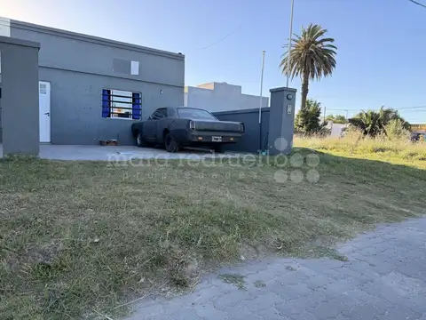 CASA EN VENTA EN CHASCOMUS 2 DORMITORIOS