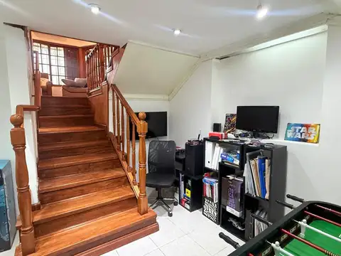 Depto Tipo Casa en Venta 40 años