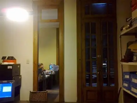 Oficina en Venta al Este