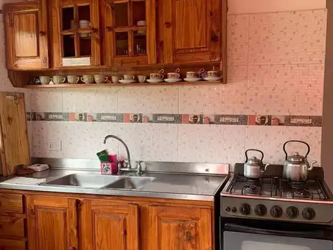 Casa 2 ambientes con 1 baño