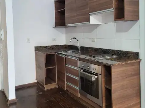 MONOAMBIENTE 8X4. CTFTE.BALCON.PISCINA.GYM.PARRILLA.BAUL.