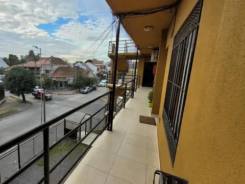 Departamento mono ambiente - Morón