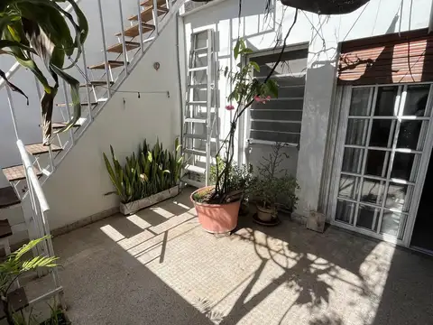 Venta PH de 4 amb más Playrroom de Gran Potencial  Monte Castro
