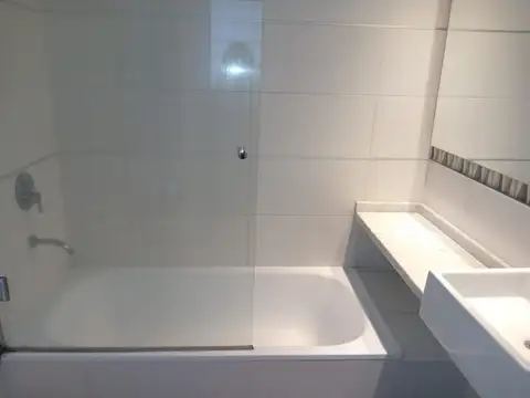 Depto Tipo Casa 3 ambientes con 2 baños