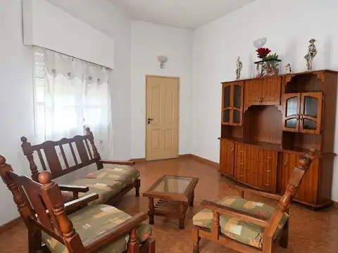 Depto Tipo Casa en Venta de 2 ambientes