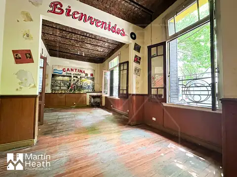 Local en Venta Via Púb.