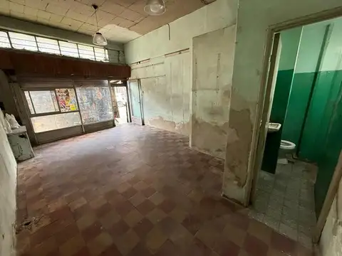 Local en Alquiler en Villa Adelina, $ 650.000