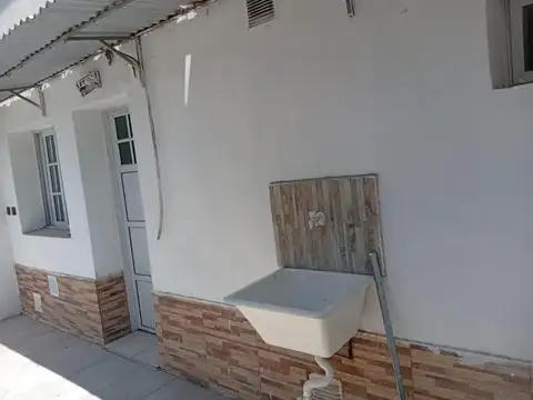 Casa en Alquiler de 1 dormitorio