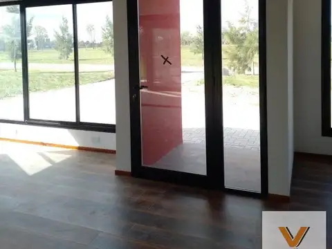 Casa en Venta en El Mirador Club de Campo, USD 165.000