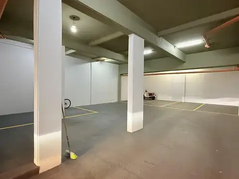 Ayacucho 1944 1900, Piso PB