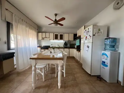 Depto Tipo Casa en Venta con 2 cocheras