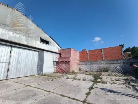 Galpon en Venta 80  mts Fondo