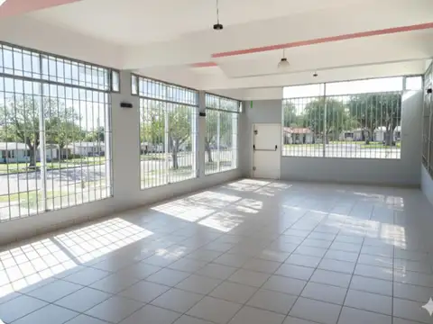 Local en Venta 30 años