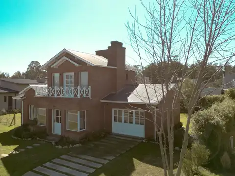 Casa en Venta en Arenas del Sur, USD 330.000