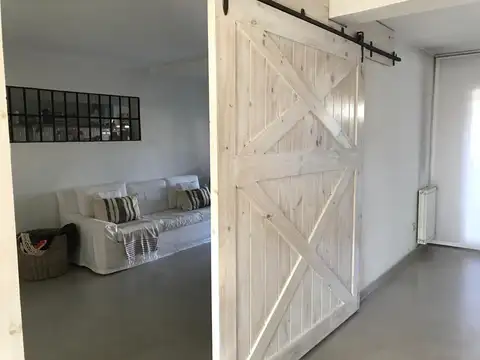 Casa en Alquiler Temporal con 1 cochera