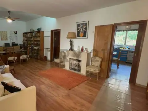 Avenida Raúl Scalabrini Ortiz 900, Piso 0