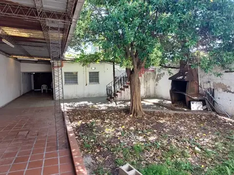 De La Democracia 2300