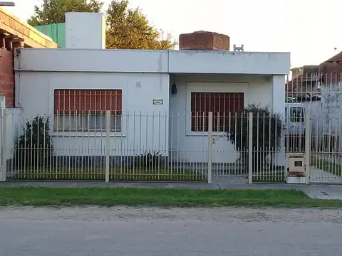 Casa en venta de 3 dormitorios en Belén de Escobar