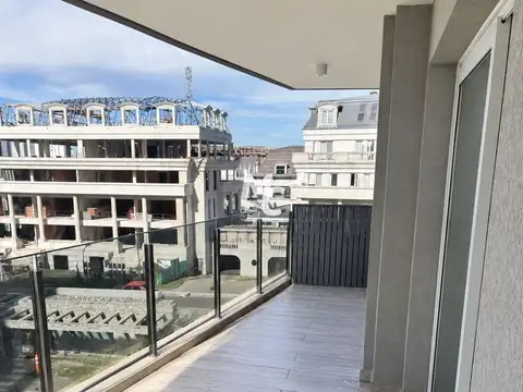 Departamento en alquiler en Torre Cristal