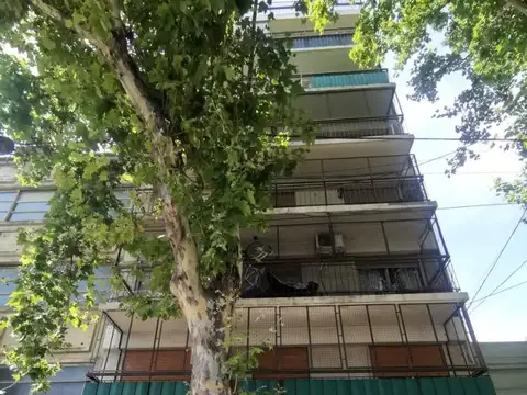 Departamento de 2 ambientes lateral luminoso apto credito