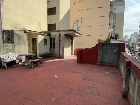 Depto Tipo Casa en Venta de 4 ambientes