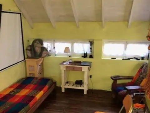 EXCELENTE CASA EN VILLA ELISA, MUY LUMINOSA Y AMPLIA 