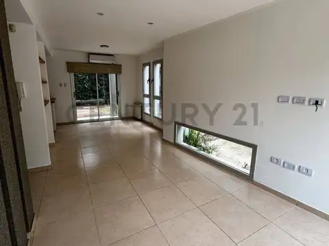 Casa en Alquiler de 2 dormitorios