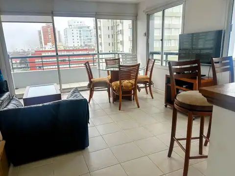 Departamento en Alquiler Temporal en Playa Mansa, USD 4.500