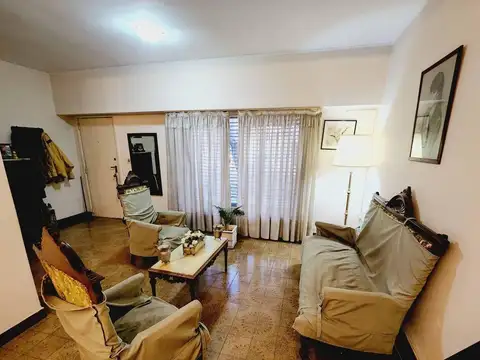 Chacabuco 1027