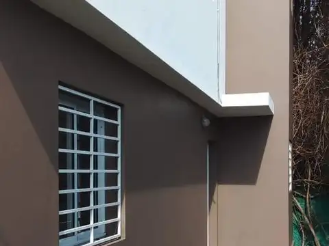 Casa en Alquiler en City Bell, $ 950.000