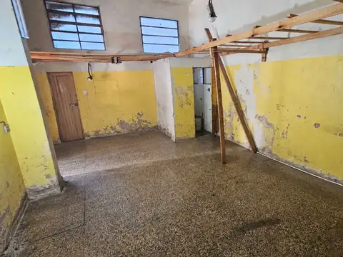 Local en Venta 66 años
