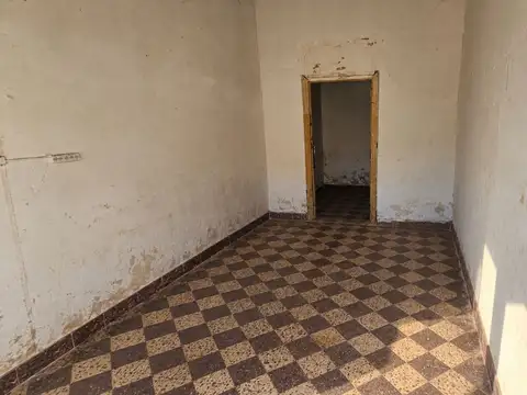 Local en Venta 66 años