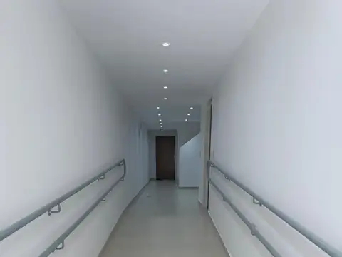 Manuel Porcel De Peralta 900, Piso PB