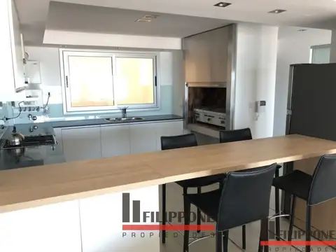 Semipiso en venta de 2 dormitorios en Monte Hermoso