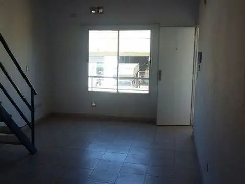 Depto Tipo Casa en Venta de 1 dormitorio