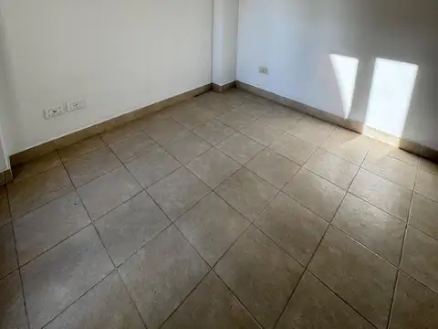 Departamento en Alquiler en Zona Centro, $ 730.000