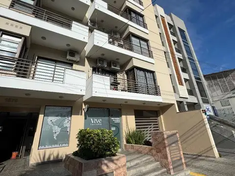 Avenida Reyes Católicos 1575 , Piso 5