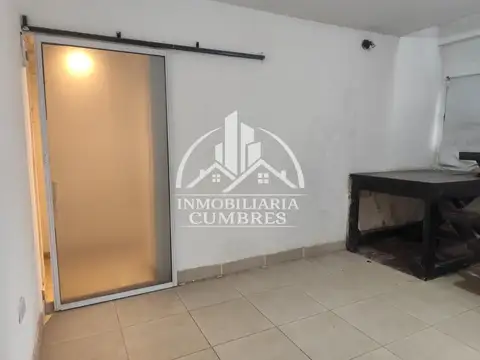 Local en Alquiler en Zona Centro, $ 450.000