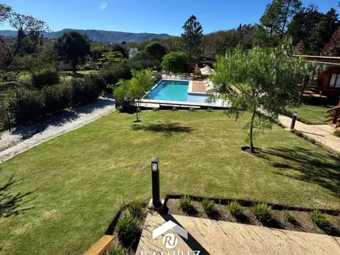   COMPLEJO DE CABAÑAS EN SANTA ROSA DE CALAMUCHITA.