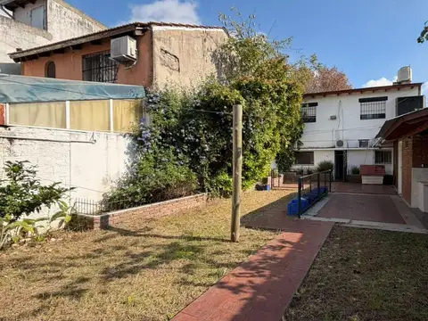 Castellanos al 2300