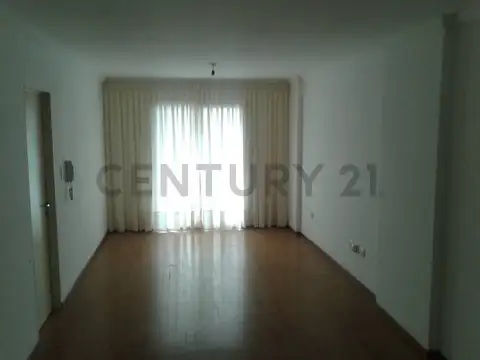 Ambrosio Olmos , Piso 1